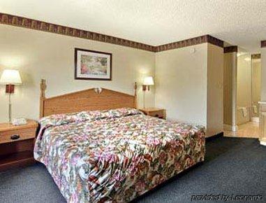 Super 8 Newnan Quarto foto